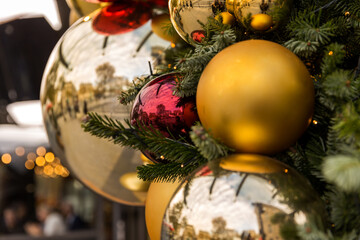 christmas tree decorations
