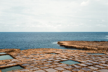 Die Salzpfannen von Xwejni Bay auf Gozo die zweitgrößte Insel auf Malta