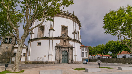 Naklejka premium Monastery da Serra do Pilar in Vila Nova de Gaia timelapse hyperlapse, Portugal.