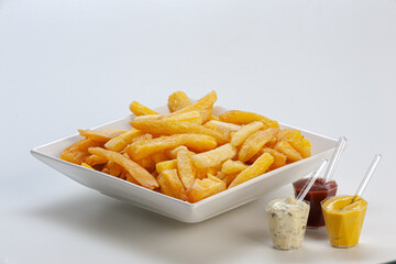 Porção de mandioca frita