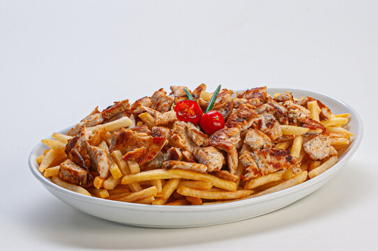 Por&ccedil;&atilde;o de frango com batatas fritas