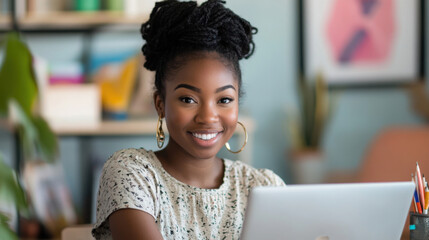 Online shopping and e-commerce concept with professional woman at desk