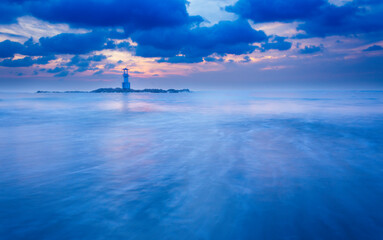 Obraz premium Light Beacon at Phangnga province, beautiful landscape in Thailand, sunset time, long exprosure.