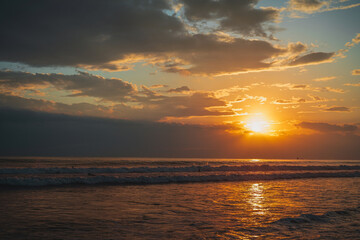 【神奈川県】海岸の美しい夕日