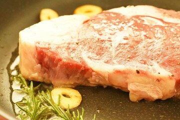 ポンドステーキ　厚切り