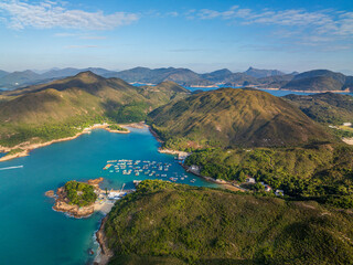 Obraz premium Boathouses and the floating raft cages