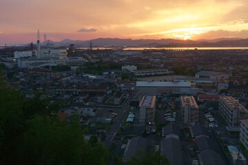 亀島山から見える夕暮れ　玉島方面
