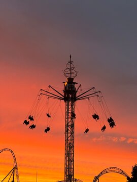 Sunet at amusement park