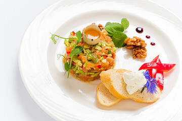 salmon tartare with toasts and sauce