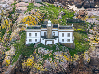 Faro Islas Llobeiras en Carnota, Coruña, Galicia
