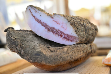 Guanciale or Pork cheek is a salami and is a typical food from the Rome area and the Lazio region that is used as a condiment for pasta alla amatriciana, alla gricia and pasta carbonara