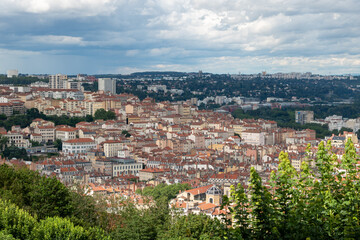 ville de Lyon vue depuis la basilique de notre dame de Fourvière - les hauteur de la ville