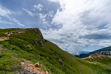 夏空の天狗岳