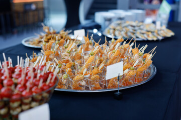 Garnelenspieße, Fingerfood, Catering bei einer Feier