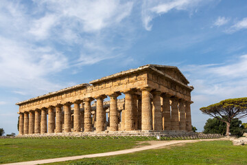 temple of Neptun, Paestum, Italy © travelview