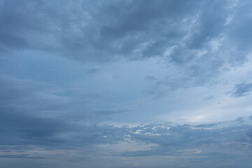 Obraz premium Dramatic cloudscape fills the blue sky