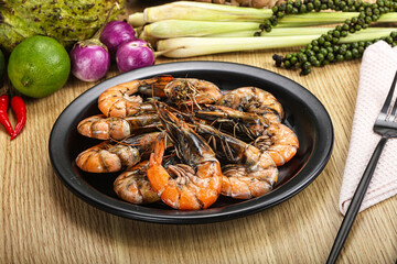 Boiled big tiger fresh shrimp
