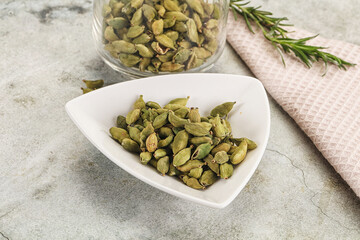 Dry Cardamom - aroma seasoning flavour