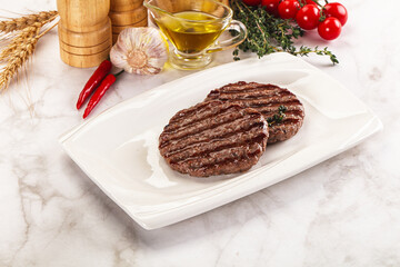 Grilled beef cutlet for burger