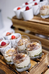 Dessertbuffet bei einer Feier
