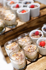 Dessertbuffet bei einer Feier