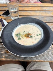 vegetable soup with bread