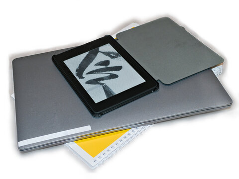 notebook, laptop and e-book reader 