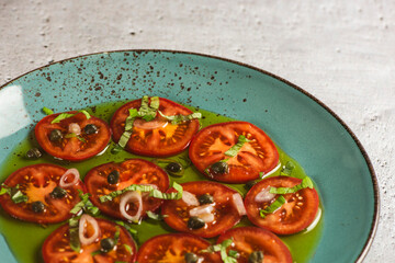 modern tomato salad