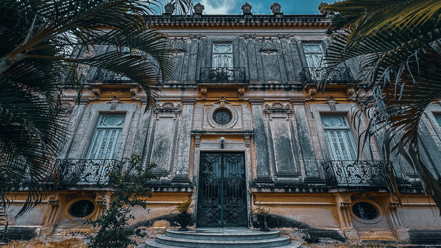 Puerta de las casas gemelas de paseo de montejo