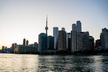 Obraz premium View of Toronto downtown at sunset.