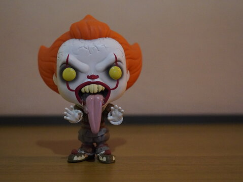 Iconic Pennywise Funko Pop: The Perfect Collectible for Fans of IT and Horror Classics