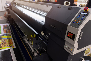 Large format printing machine in a printing house