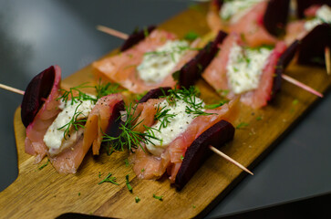 Smoked salmon with horseradish and beetroot - an appetizer perfect to start any meal
