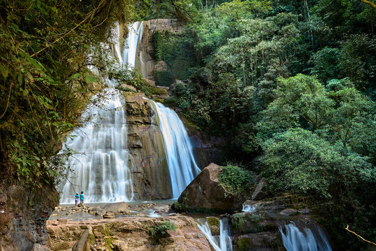 Nature&rsquo;s masterpiece in motion. The cascading beauty of Bayoz Falls invites you to immerse in its refreshing embrace. Surrounded by lush greenery and echoing tranquility. La Merced Junin Peru