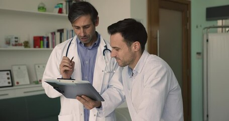 GP evaluating patient health status, share treatment plan, showing new meds, explain prescriptions plan, talking about dosage, provides instructions how to take medication, side effects, precautions