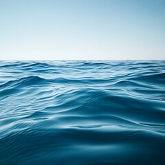 Naklejka premium Turbulent Ocean Waves with Foaming Foam