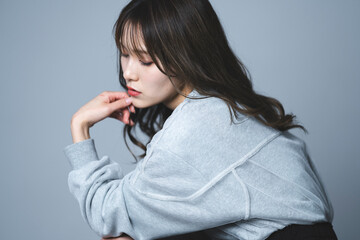 女性