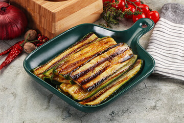 Grilled zucchini with olive oil