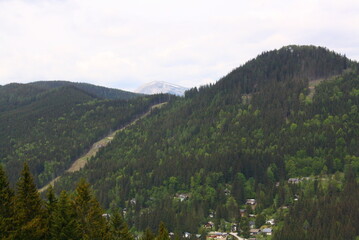 Wedrujac po gorach.