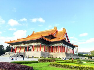 Fototapeta premium National Performing Arts Center l on a sunny day. Taipei city, Taiwan.