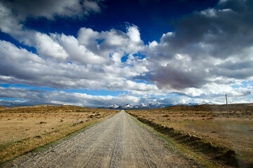 The desolate Ngari region of Tibet and the Xinjiang-Tibet Highway
