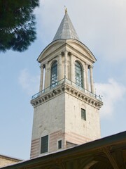 Obraz premium Beautiful blue tower in Topkapi Palace in Istanbul, Turkey