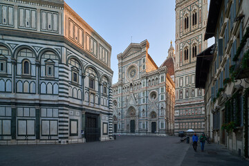 Obraz premium The cathedral of Florence (Duomo di Firenze), Santa Maria del Fiore and Baptistery of St John (Battistero di San Giovanni) in Italy 