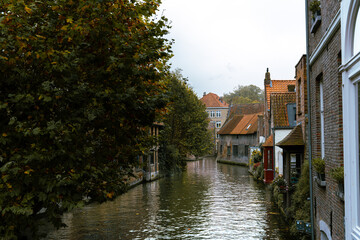 Obraz premium Bruges canals in Bruges, Belgium. West Flemish. West Flanders. Water reflection.
