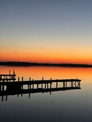 Obraz premium sunset on the lake