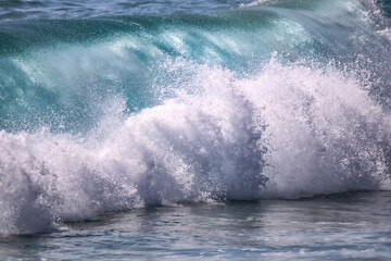 Obraz premium waves on the beach