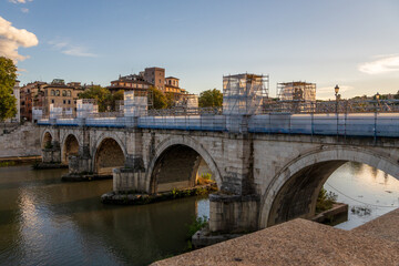 Naklejka premium ROME, ITALY - NOVEMBER 18, 2024: Renovation work in progress on the historic Ponte Sant'Angelo bridge as part of Rome's preparation for the 2025 Jubilee Year pilgrimage
