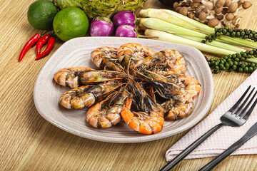 Boiled big tiger fresh shrimp