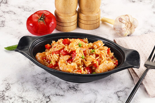 Italian pasta orzo with prawn