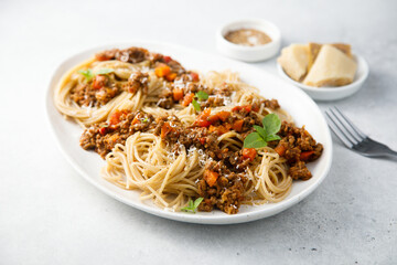 Spaghetti Bolognese with fresh basil